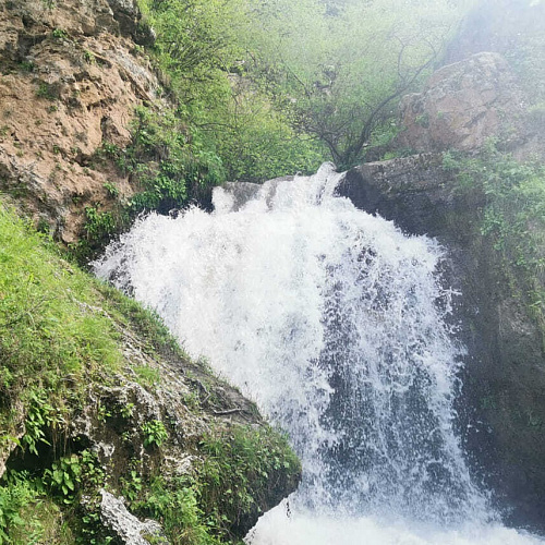 Путешествие на Медовые водопады и гору Кольцо